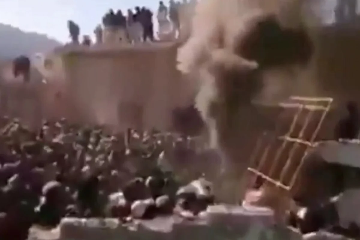 Hindu Temple burned in Pakistan's Khyber-Pakhtunkhwa after Instigation by Muslim cleric 3 swarajya%2F2020 12%2Fc2551a96 a9f3 457e 945c 49353f3b7b96%2FA mob in Pakistan demolished the Hindu shrine Pic Via Twitter