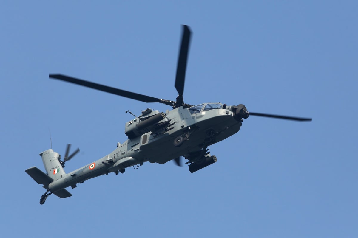 IAF's Apache Attack Helicopter Seen Near Border With China In Sikkim Even As Disengagement Continues In Ladakh - Vimarsana News