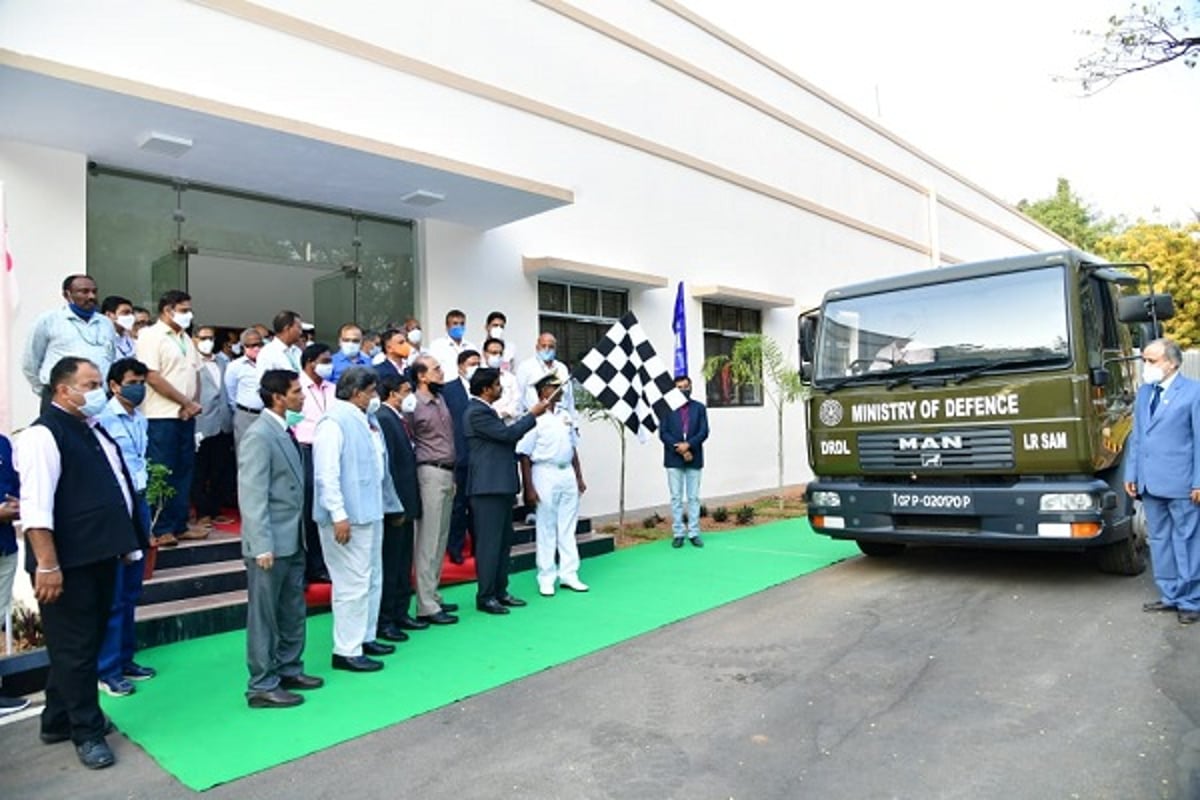 Make In India: Long Range Surface To Air Missiles Developed By DRDO Delivered To Indian Navy - Vimarsana News