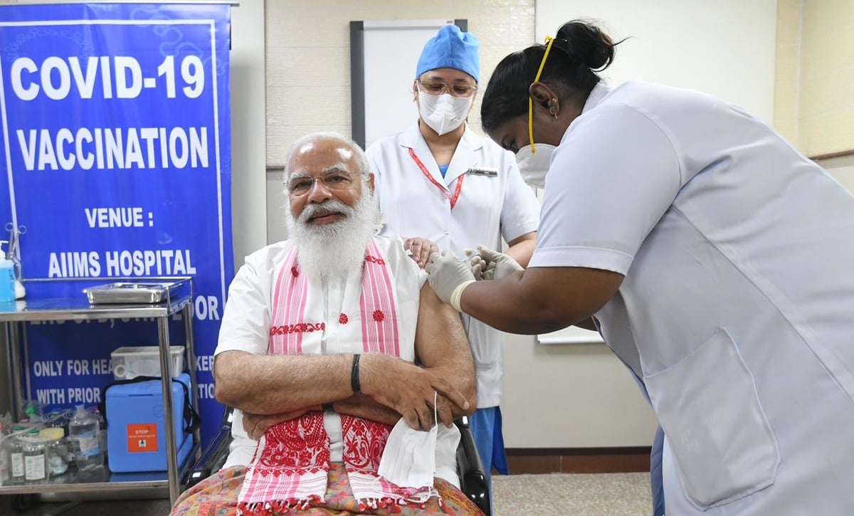 PM Modi Leads From The Front, Gets Vaccinated In AIIMS As India Begins Second Phase Of Its Covid-19 Vaccination Drive - Vimarsana News