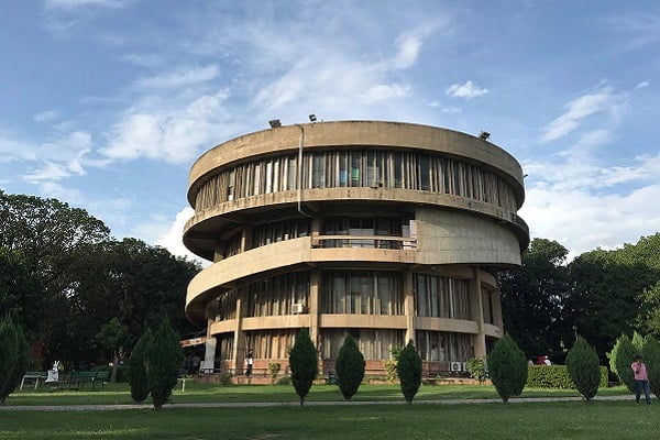 Panjab University s Senate Cancels Decision To Set Up Hindi Directorate Says It Wants To 