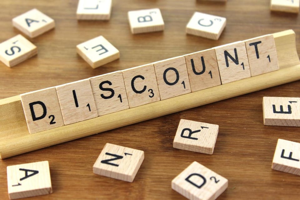 Discounts Lesscounts Importance and Advantages to Offer Discounts on Off Seasons