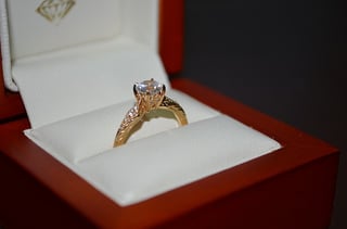 Mounted Diamonds vs Loose Diamonds - Which One to Choose?