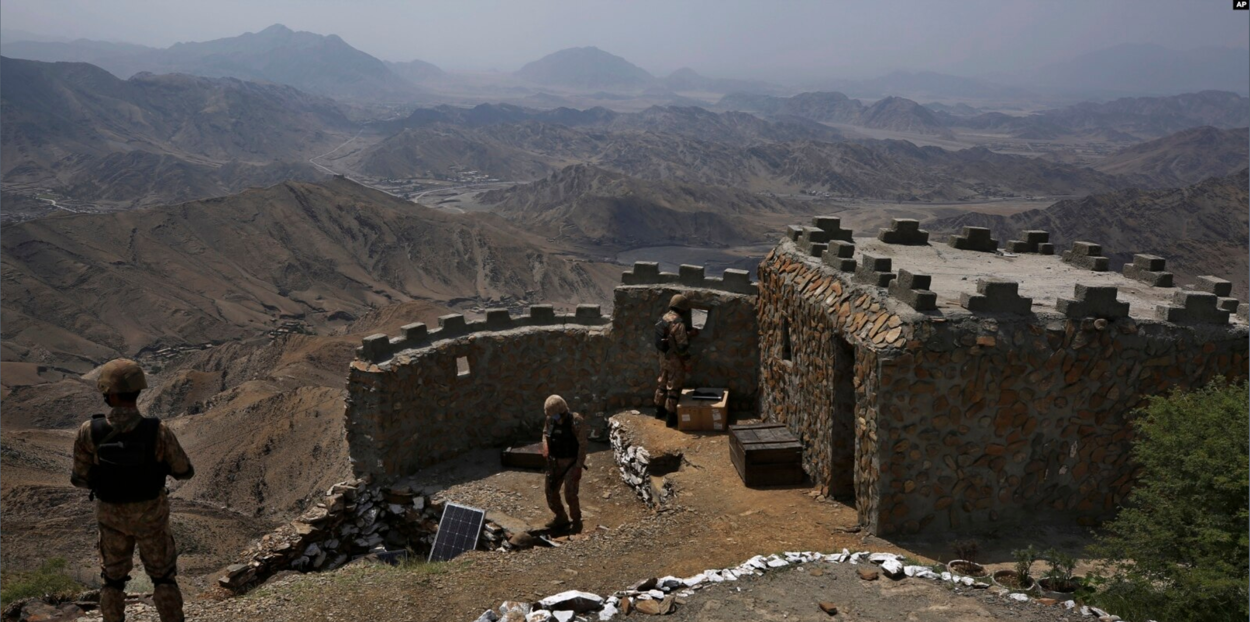 Pakistani Security Forces Kill 12 Insurgents in Raids