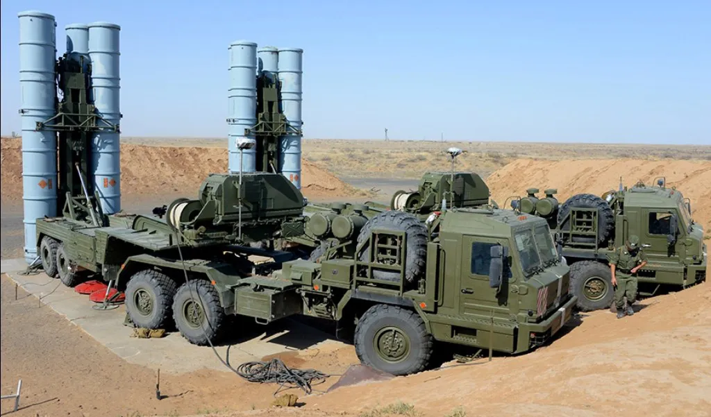 Russian-Operated S-300 Finally Fires near Israeli Aircraft Over Syria