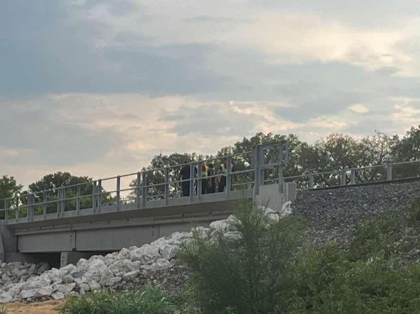 At Least 20 Illegal Immigrants Found Dead in Semi-Truck in San Antonio, TX