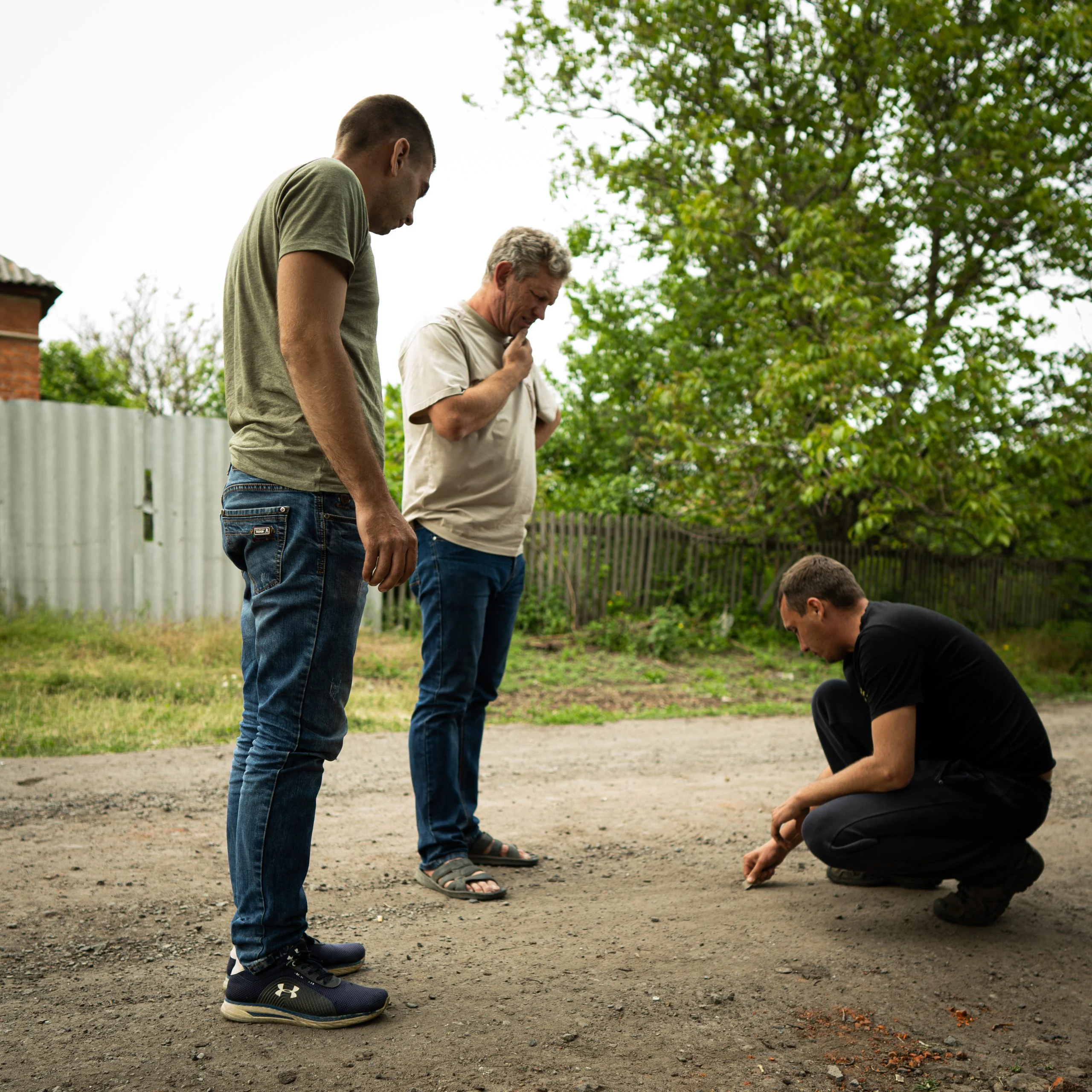Saints and the Occasional Scammer: The Humanitarian Side of the War in Ukraine