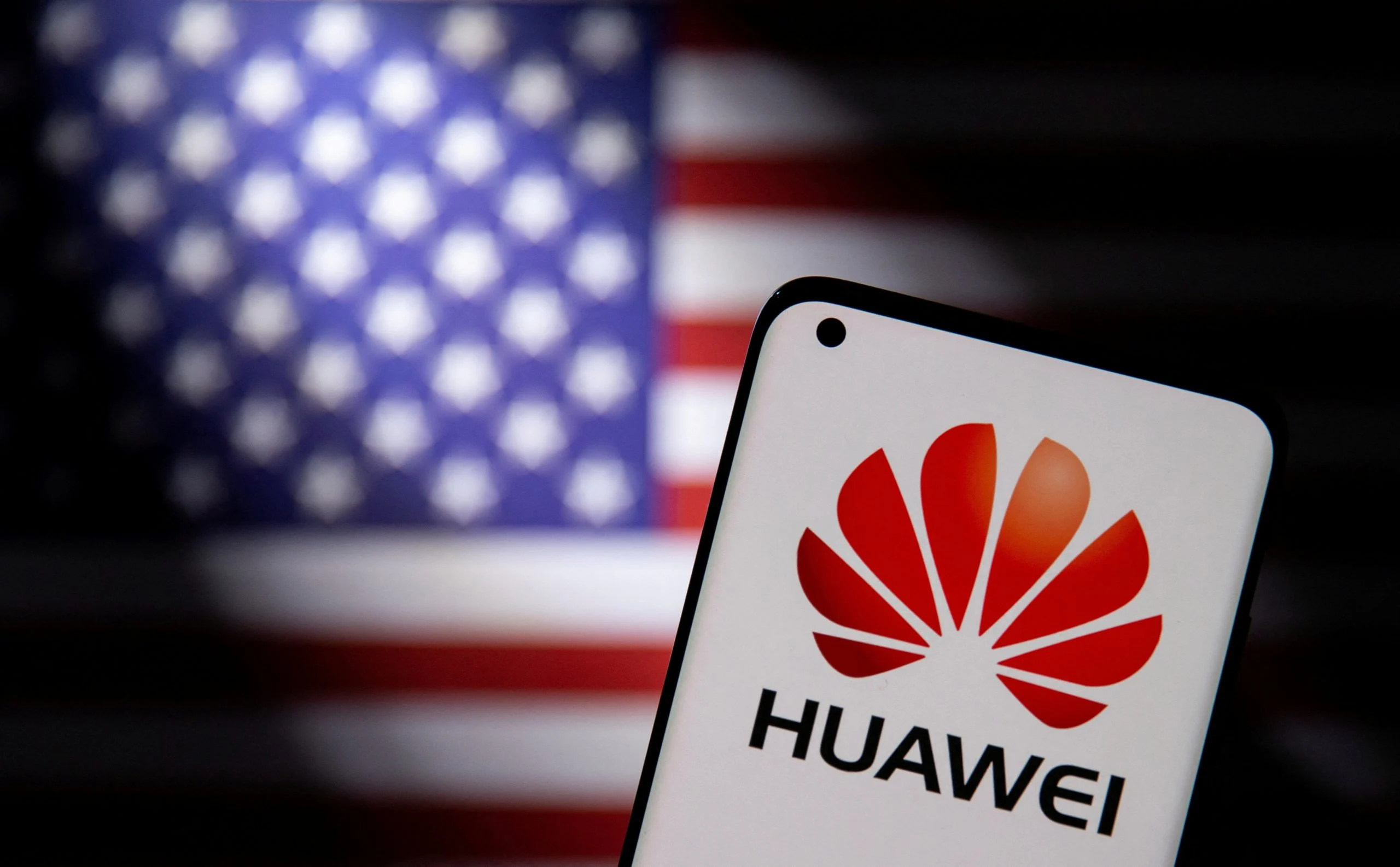 FBI Believes Huawei Cell Towers Capable of Espionage and Communications Disruptions, Per CNN Exclusive Report