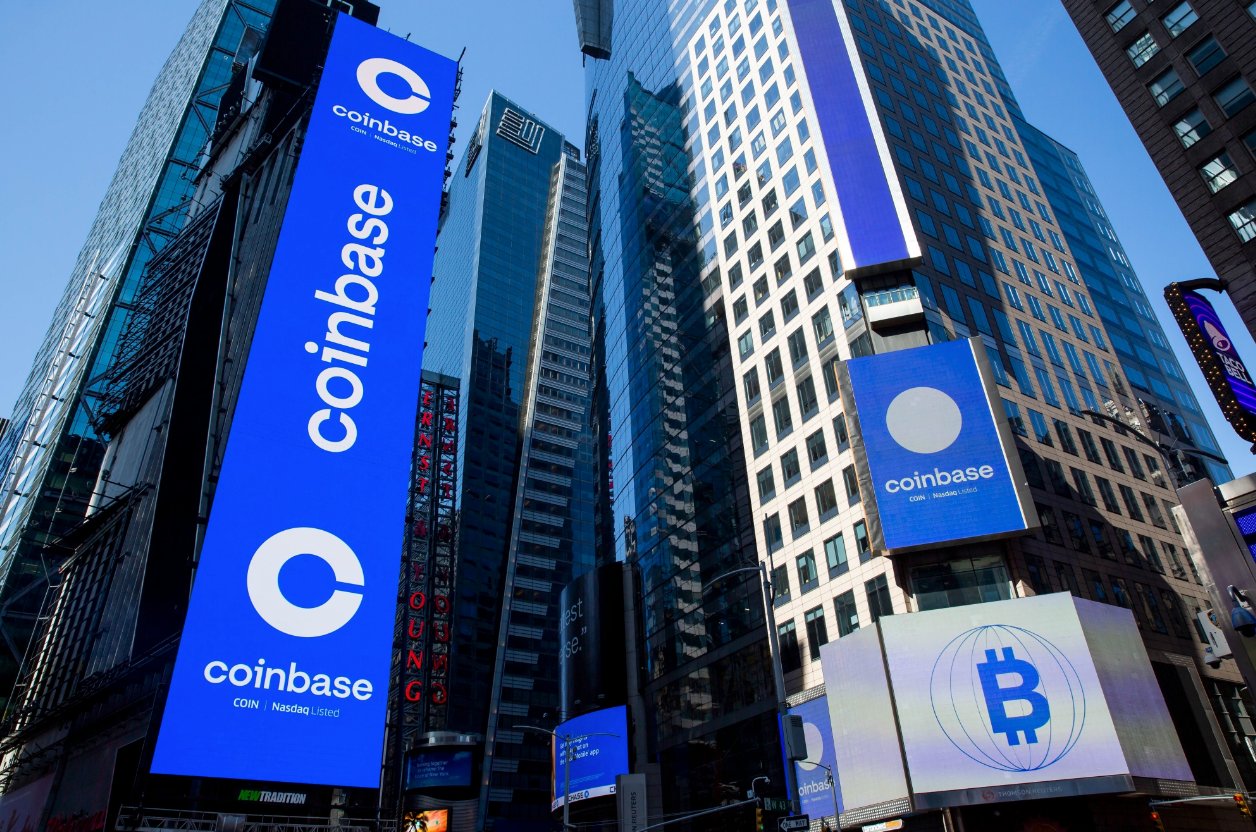 Ex-Coinbase Managers Charged In First-Ever Crypto Insider-Trading Case