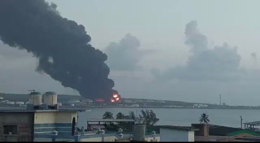 Fire Rages After 12 Hours of Explosions in Matanzas, Cuba
