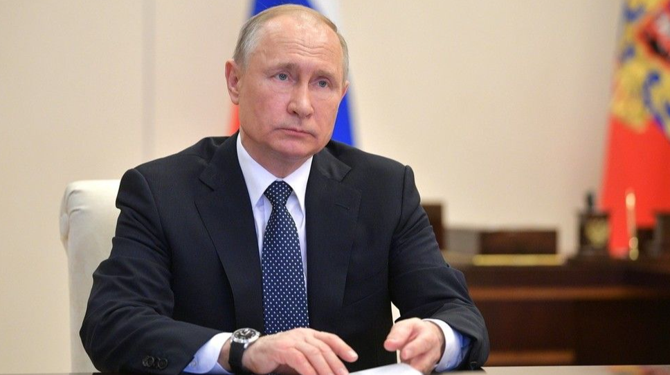 Russian Ministry of Defense Signs Slew of Defense Contracts