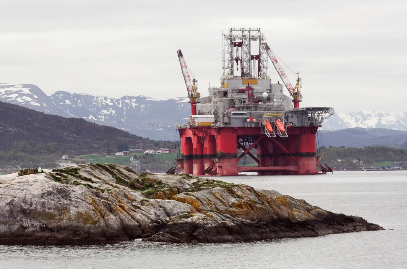 Norway Deploys Military to Protect Oil and Gas Infrastructure in Response to Nordstream Sabotage