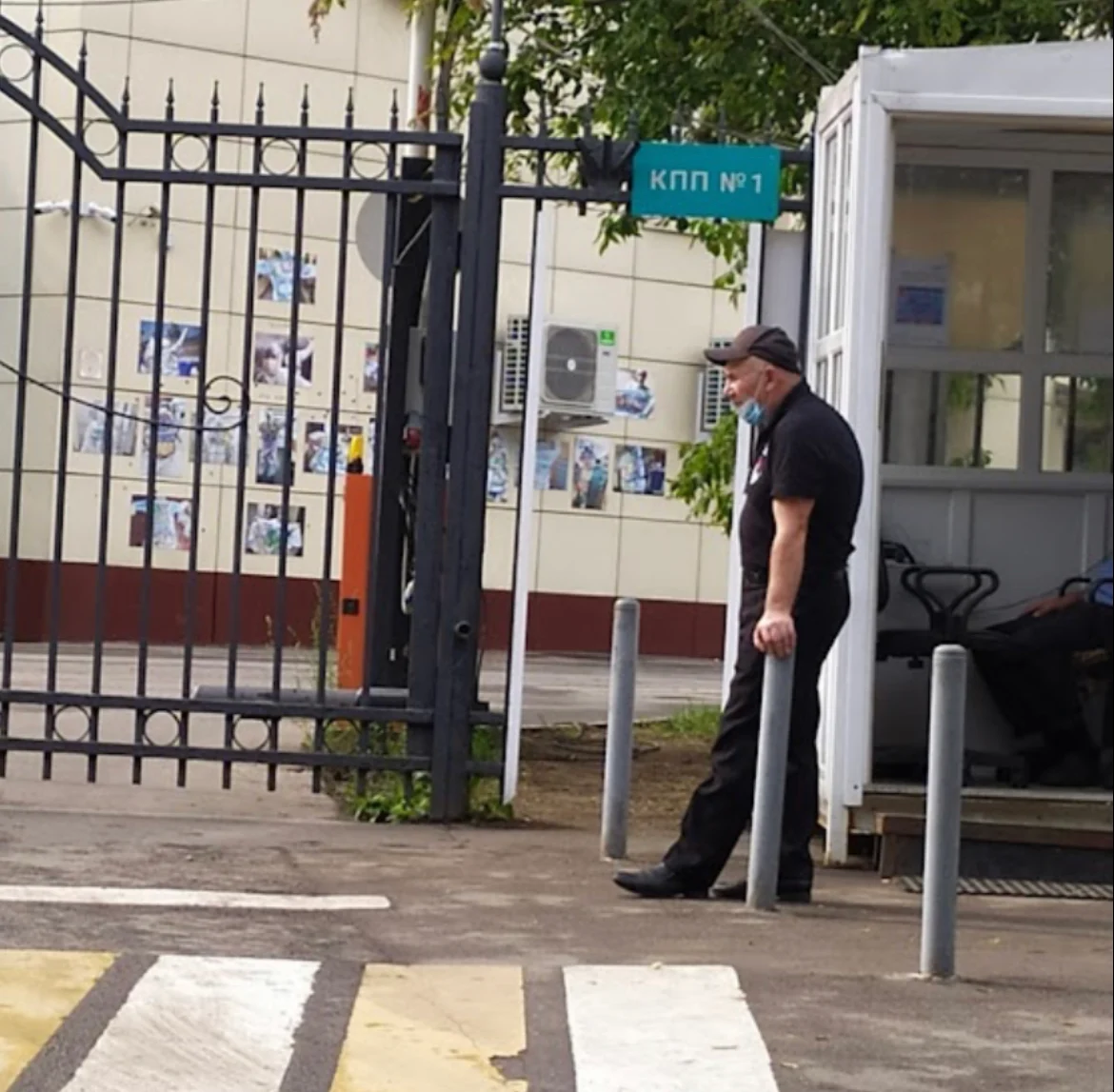 Moscow Health and Education Departments Order Bomb Shelters Made Ready