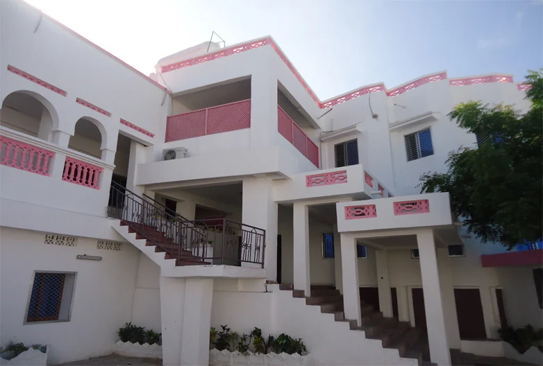 Al-Shabaab Gunmen Storm Villa Rose Hotel, Mogadishu, Somalia