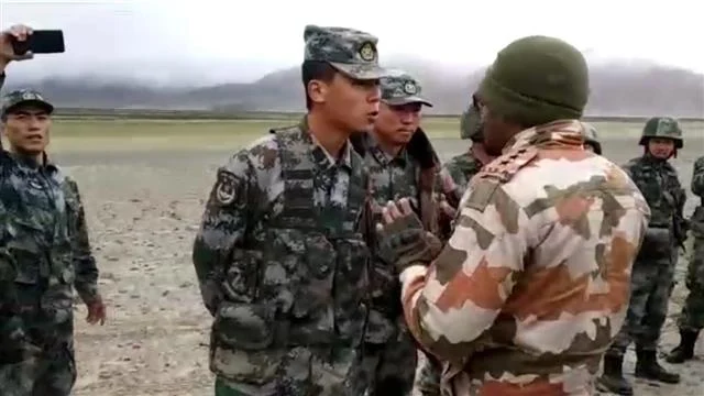 Chinese and Indian Soldiers Dish It Out in Disputed Border Region
