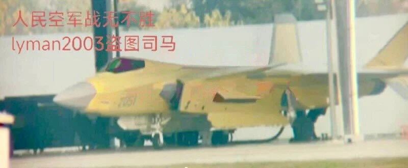 Good Look at New Chinese J-20 Prototypes