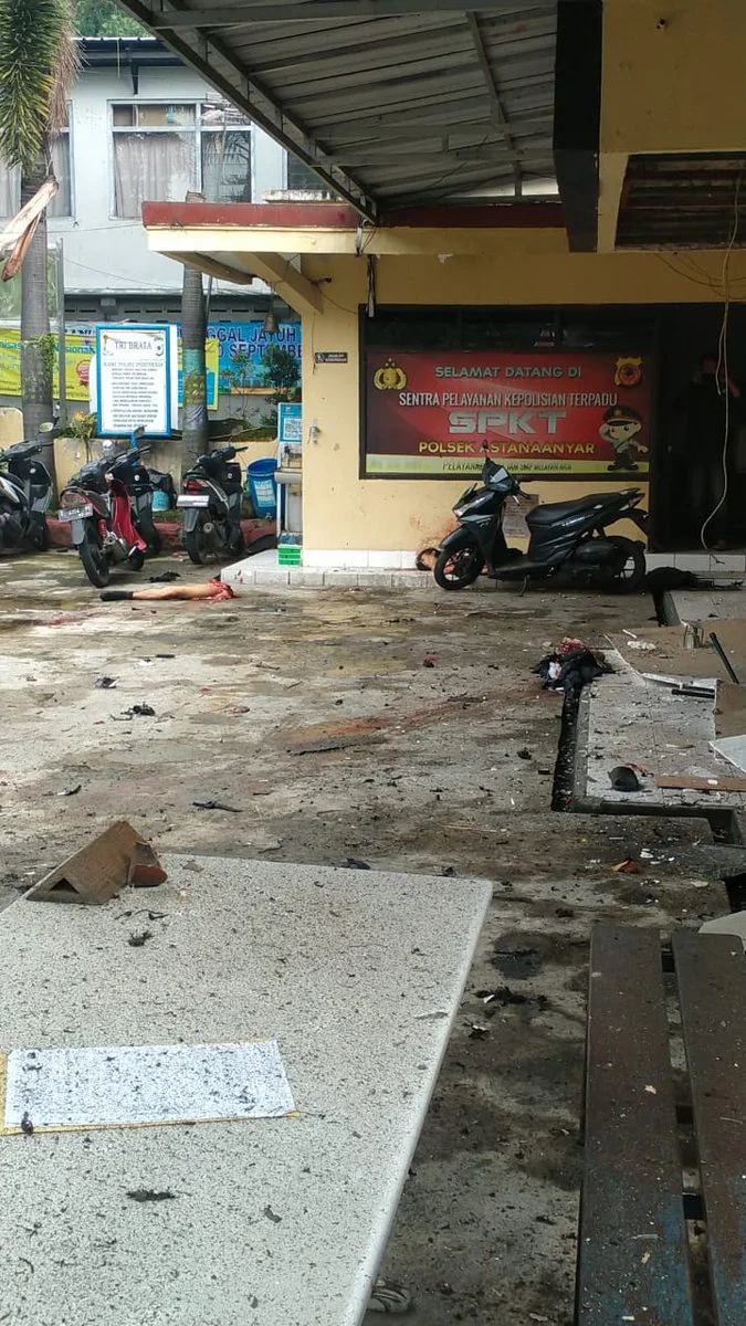 GRAPHIC: Suicide Bombing Hits Police Station, Bandung, West Java, Indonesia