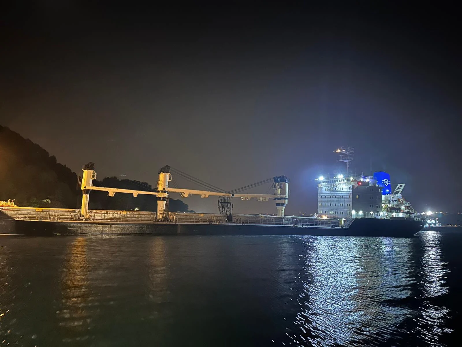Bosporus Strait Traffic Suspended, Ships Runs Aground