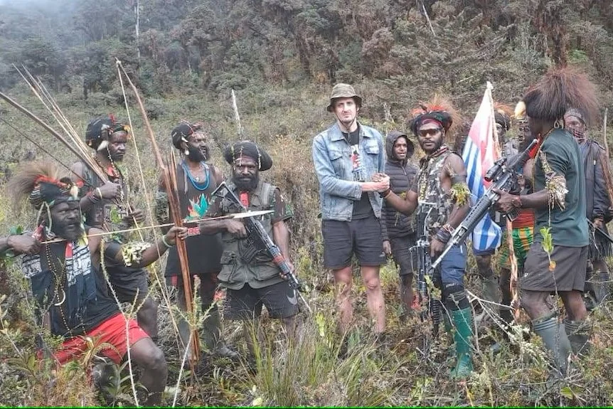 New Zealand Pilot Held Hostage by West Papuan Fighters