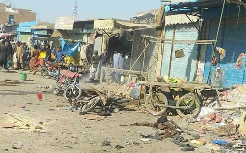 At Least 4 Dead in Pakistan Market Bombing