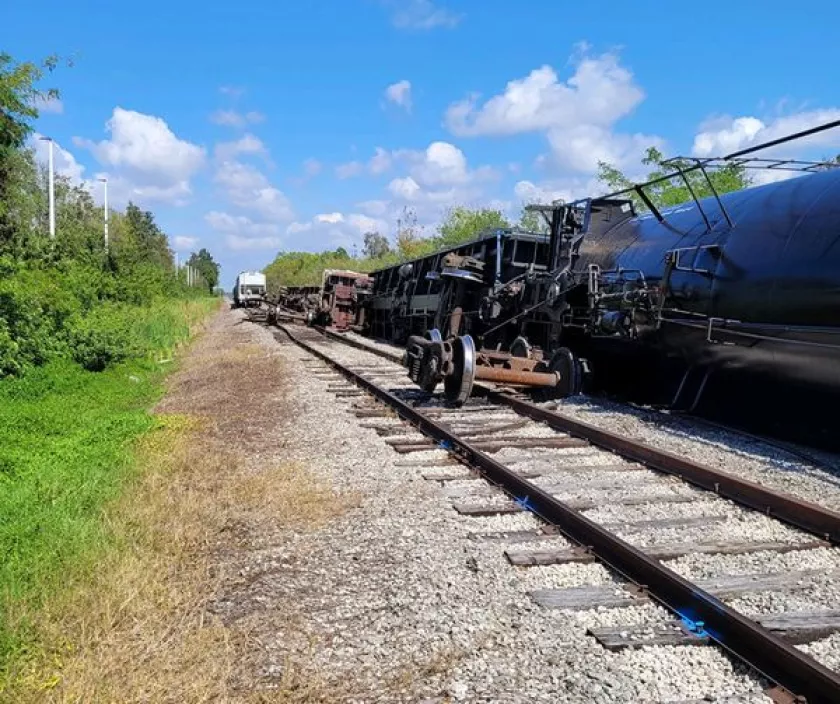 Propane Train Overturns in Manatee Country, Florida