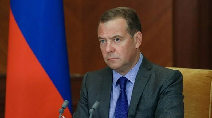 Medvedev Threatens to Arm North Korea with Russian Weapons if South Korea Sends Lethal Aid to Ukraine