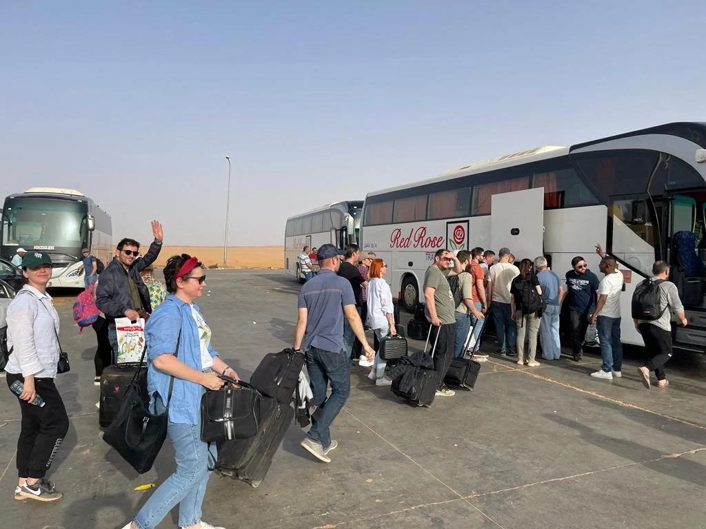 Convoy Carrying American Nationals Reaches Port Sudan for Evacuation