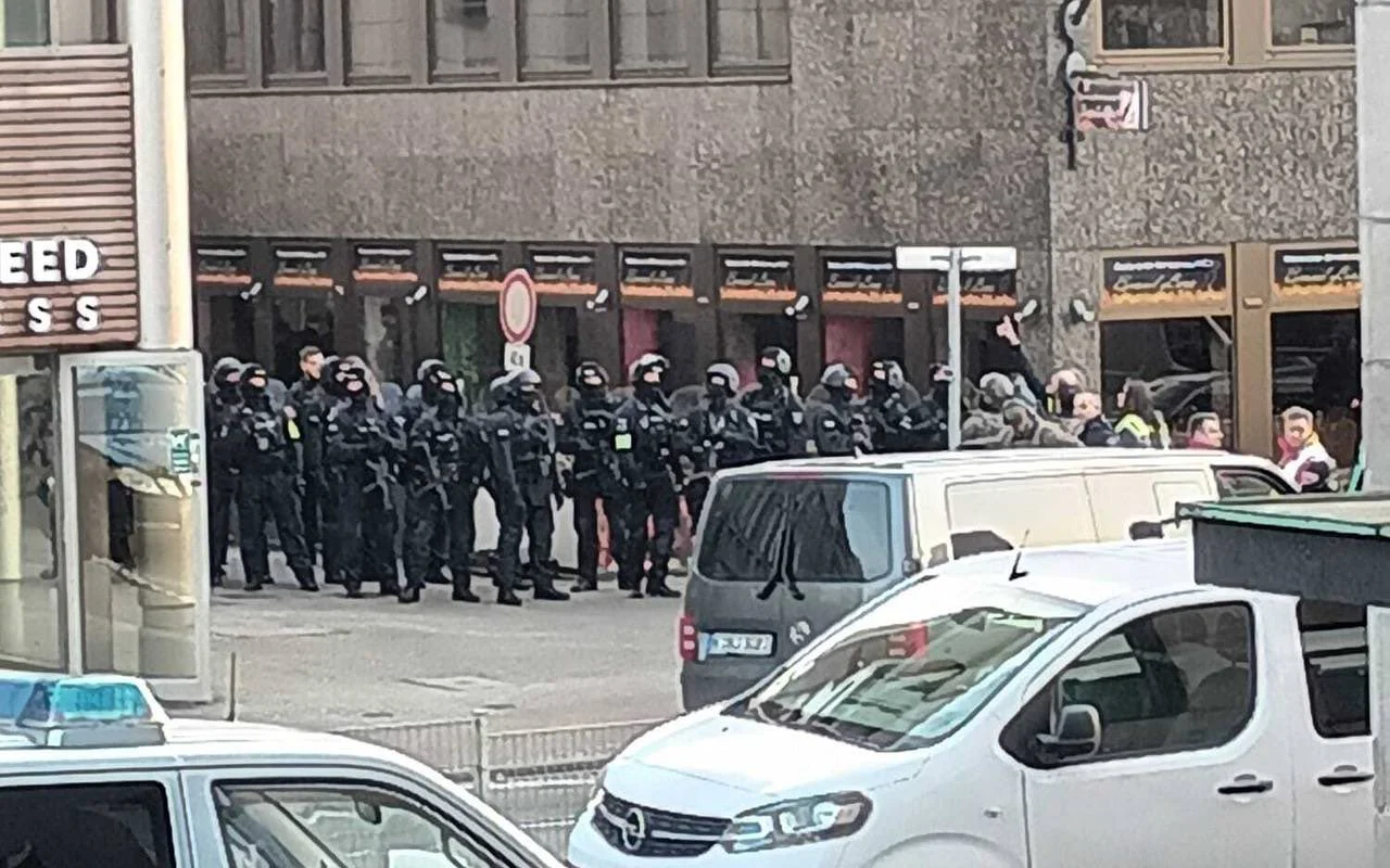 Mass Stabbing Attack Reported at Gym in Duisburg, Germany
