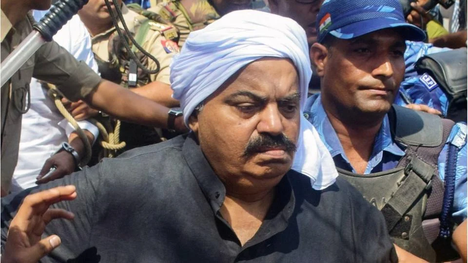 GRAPHIC: Political Assassination in India Captured on Live TV