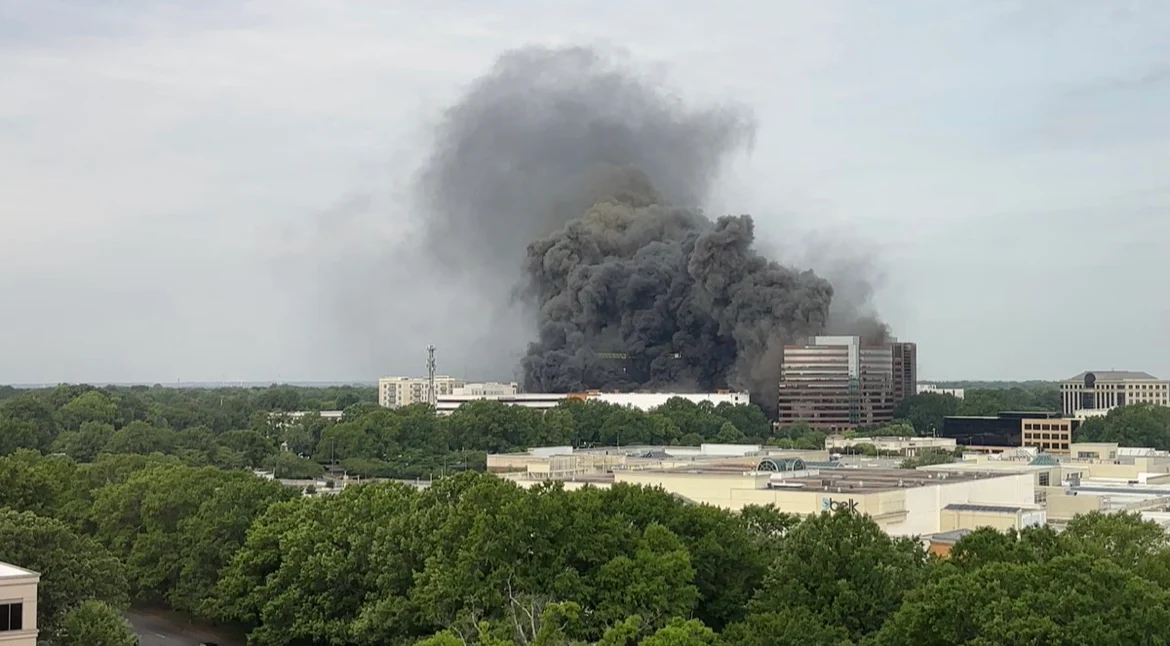 Six-Alarm Fire Rocks Charlotte, NC