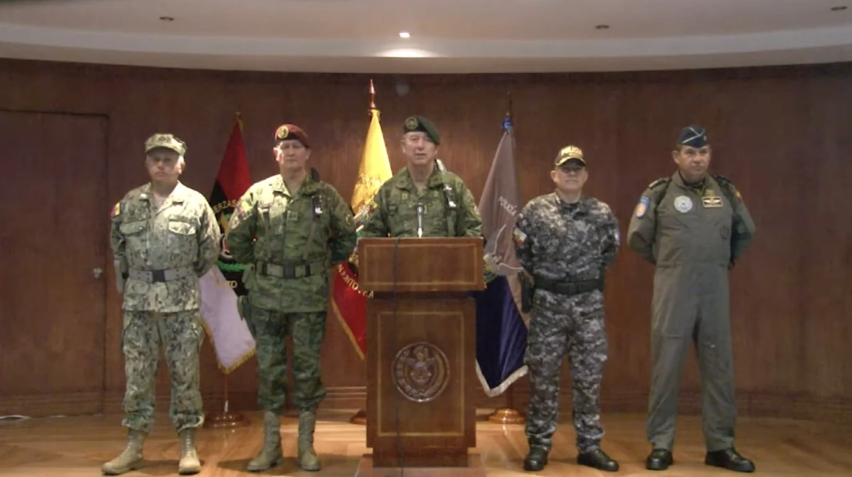 Ecuadorian Military to Uphold President Lasso’s Decision to Dissolve National Assembly