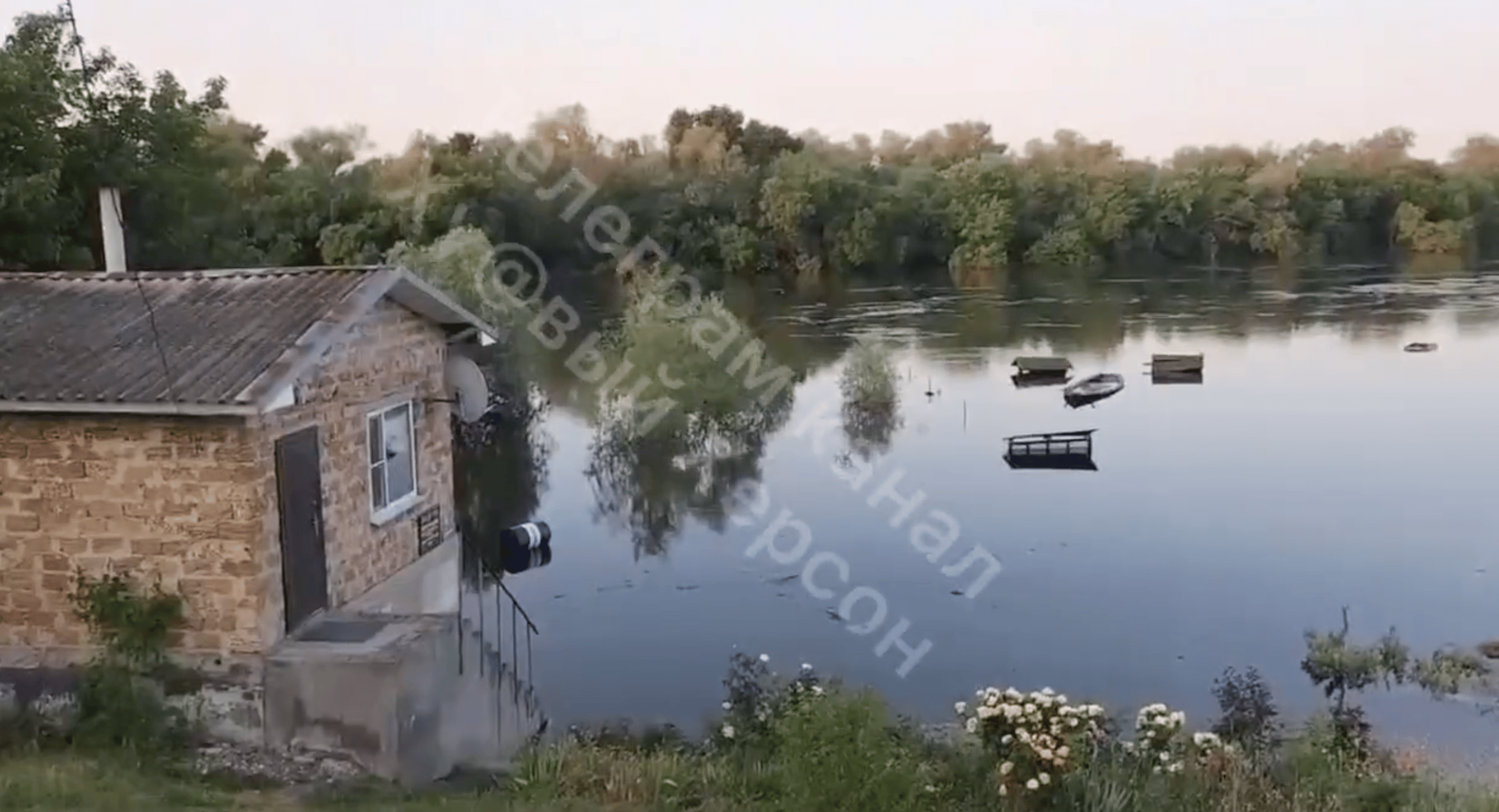 Rising Water Reported Down River from Nova Kakhovka Dam Following Burst