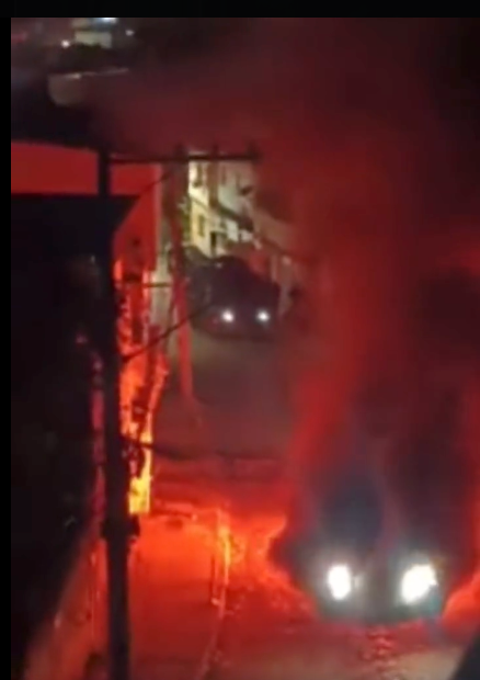 Military Police Vehicle Destroyed by Grenades and Molotov Cocktails in Rio