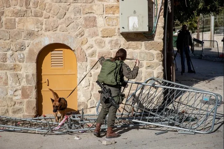 Palestinian Militants Launch Operations Following Allegations of Significant Abuse of Civilians by IDF