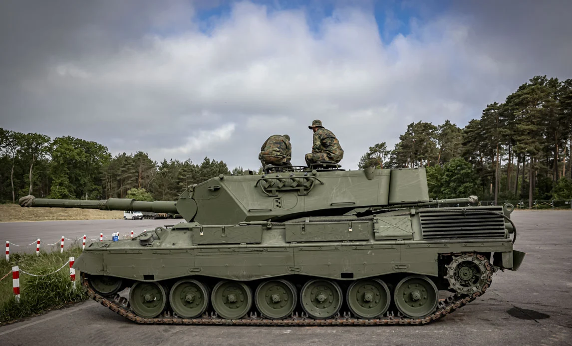 Ten Danish Leopard I Tanks Delivered to Ukraine