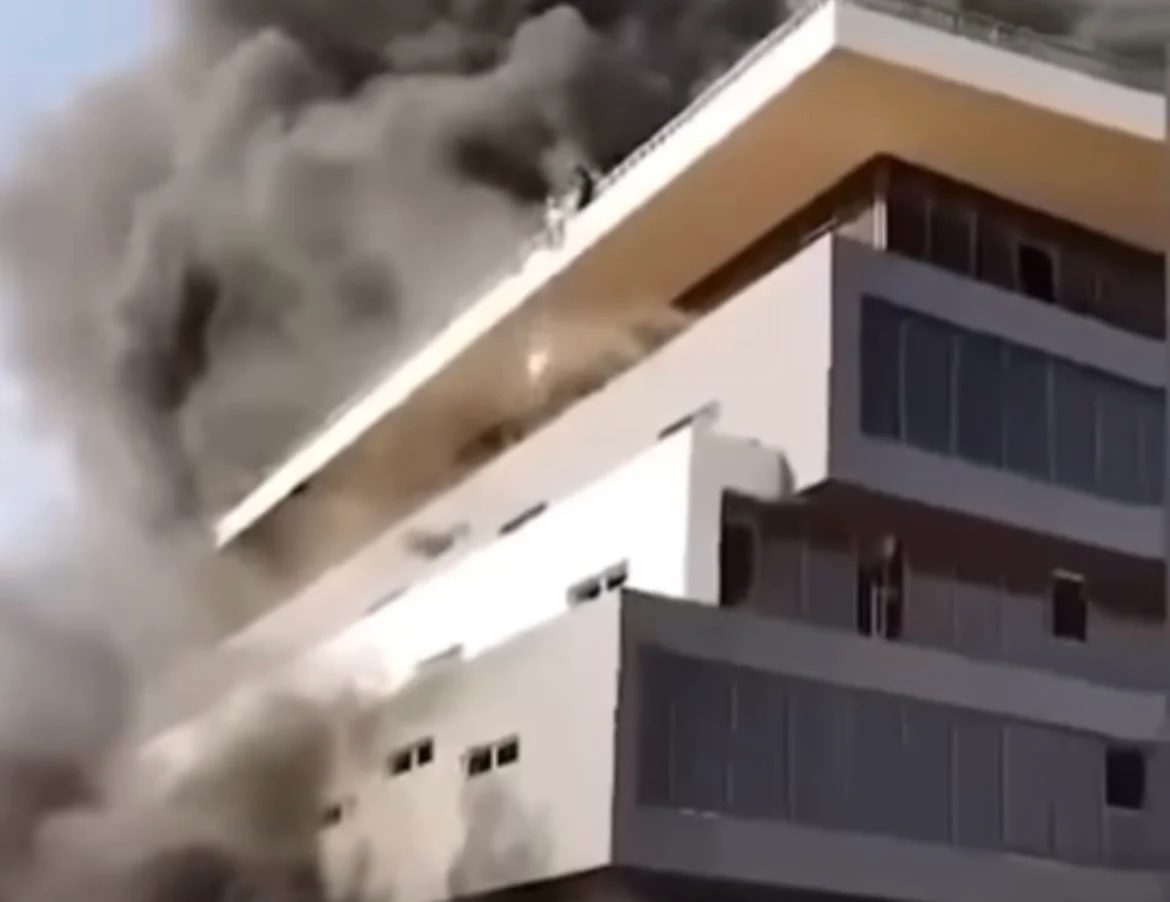 Multiple Jumpers from Roof of Commerical Fire, Erbil Iraq