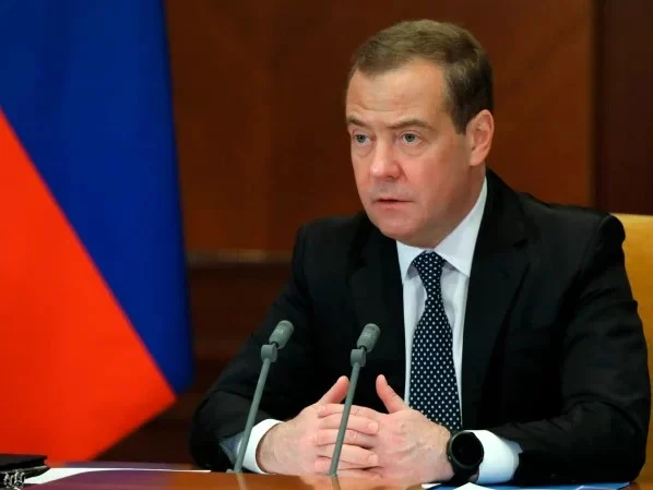 Russia’s Medvedev Signals that Russia Will Not Support Armenia Against Azerbaijan Offensive