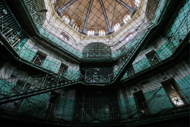 Russian Jail “Carousel” For Critics of War or Government