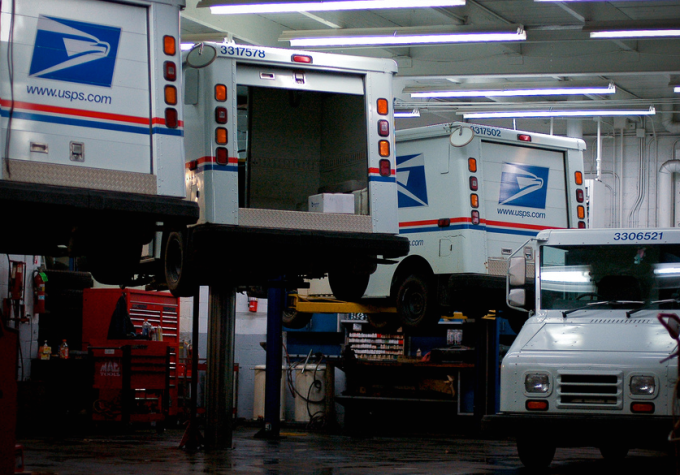 Phishers Spoof USPS, and at least 12 other National Postal Services