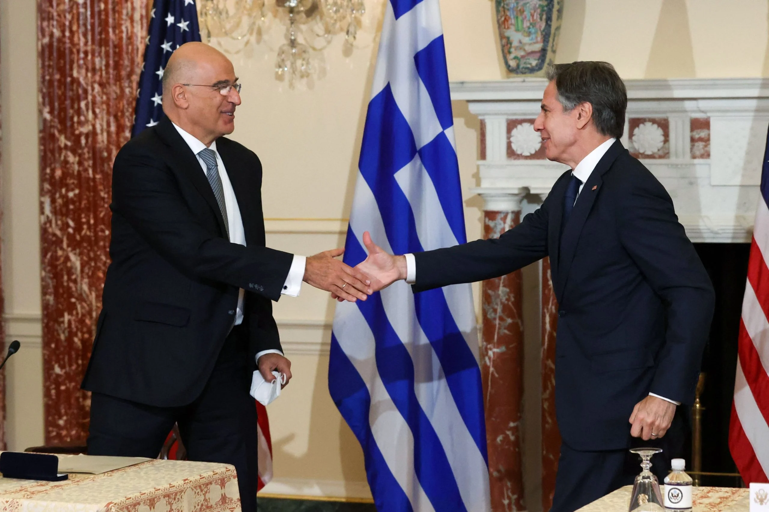 US Negotiating $47 Million Artillery Shell Sale With Greece For Ukraine