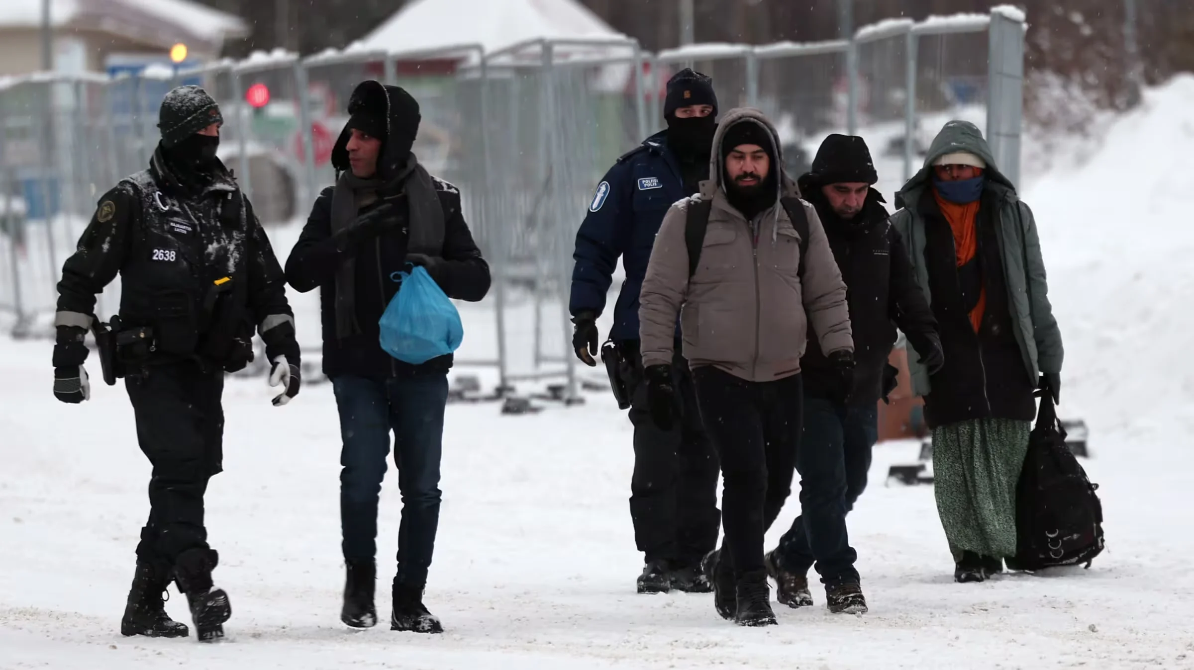 Finland to Close All, But One Border Crossing, Middle Eastern Migrant Surge Continues from Russia