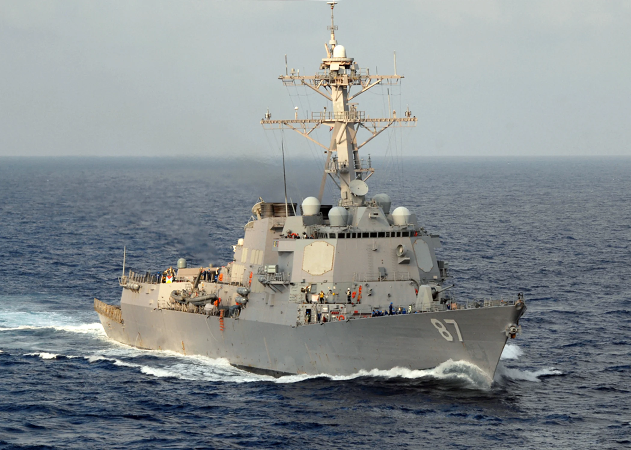 USS Mason Detains Five Pirates After Attempted Tanker Seizure, Japan Helps, China Does Not