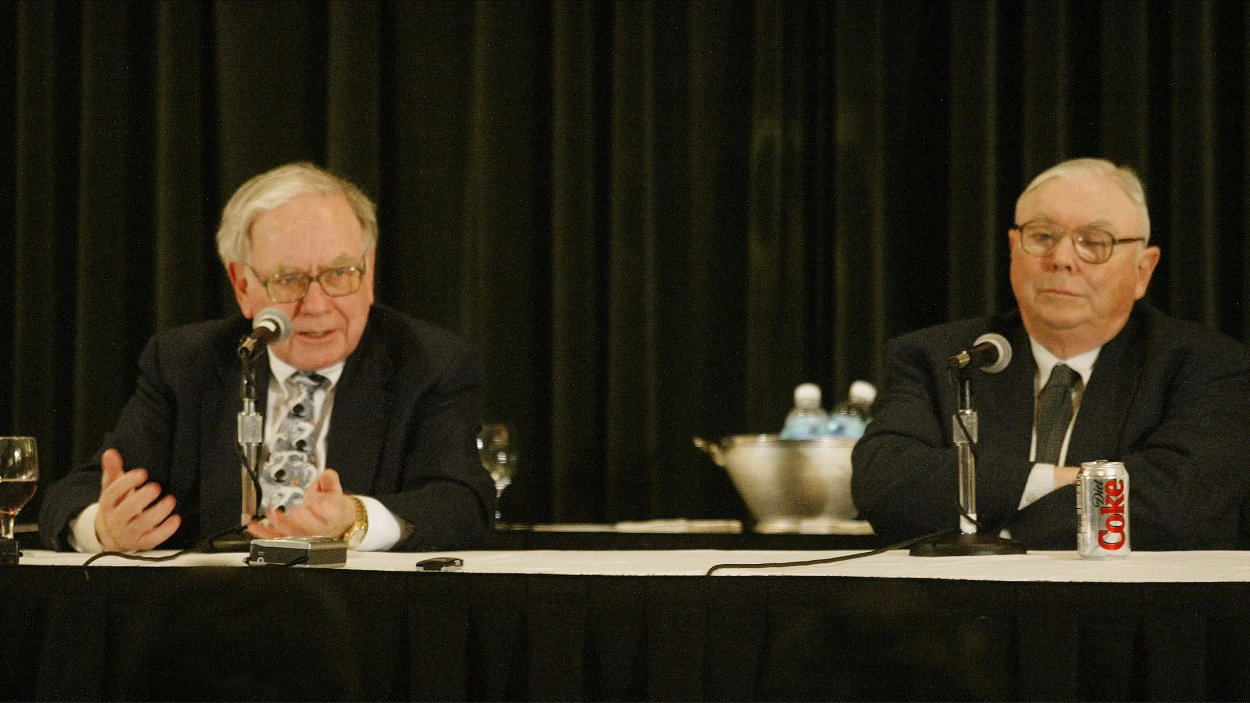 Charlie Munger Passes Away, Age 99