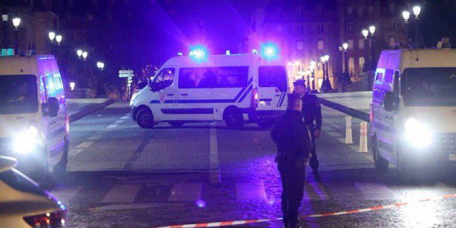 One Dead, Two Wounded in Paris Stabbing Attack