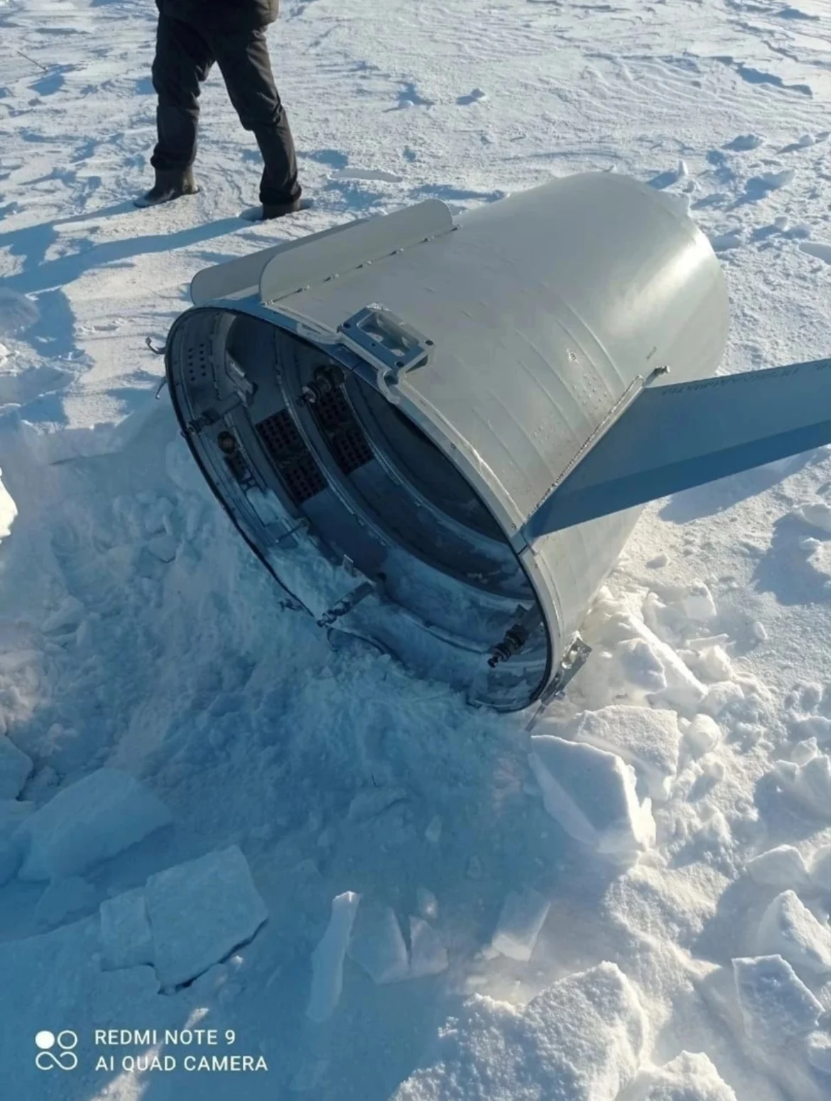 Russian Civilians Recover Aerodynamic Cap of Kinzhal Hypersonic Missile, Ryazan, Russian Federation