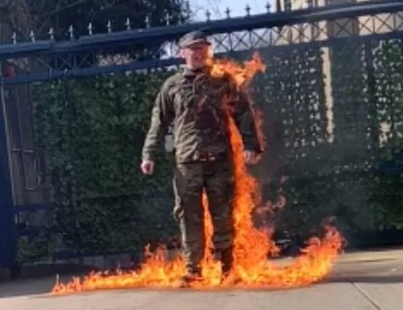 US Airman Who Set Himself on Fire in front of Israeli Embassy has Died