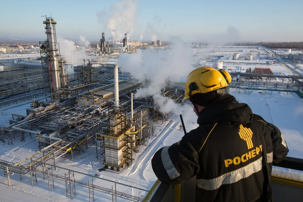 Ukrainian drones target Rosneft’s oil refineries in the Samara Oblast