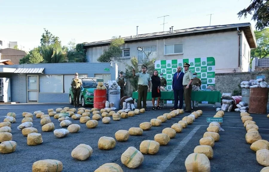Chilean Police Seize 661 lbs of Drugs Worth $2.8 Billion Pesos