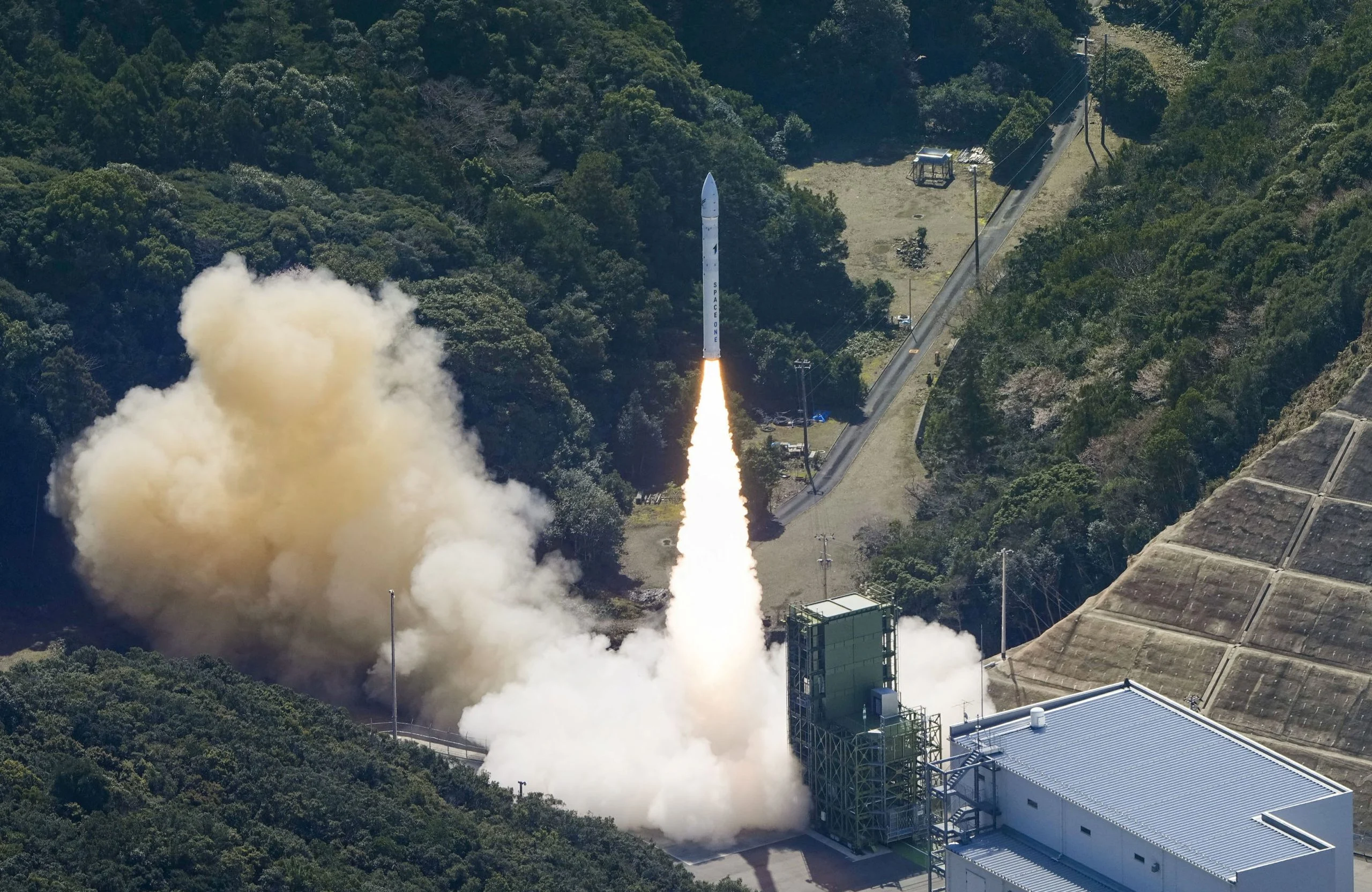 SpaceOne Rocket Launch in Japan Crashes
