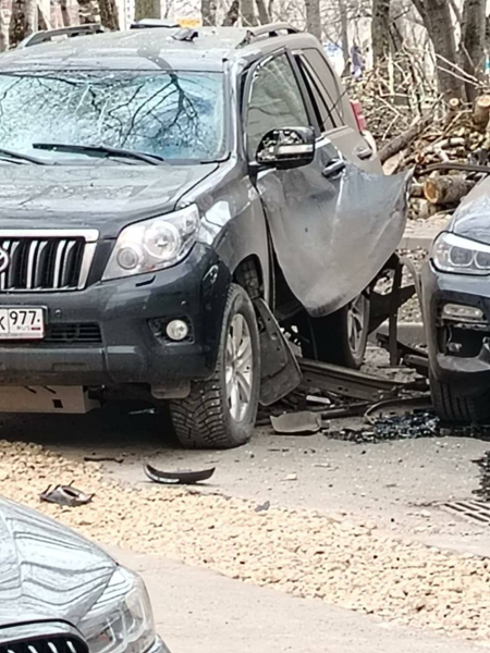 Ukrainian Intelligence Defector Injured in Moscow Car Explosion